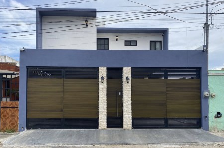 Casa equipada en venta 4 habitaciones Leandro Valle - Poligono equipada